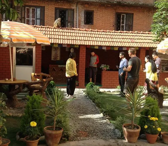 Andes House Bed & Breakfast 2*