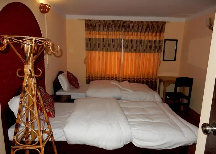 Andes House Bed & Breakfast 2*